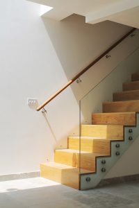Glass and oak staircase designed in Hampshire